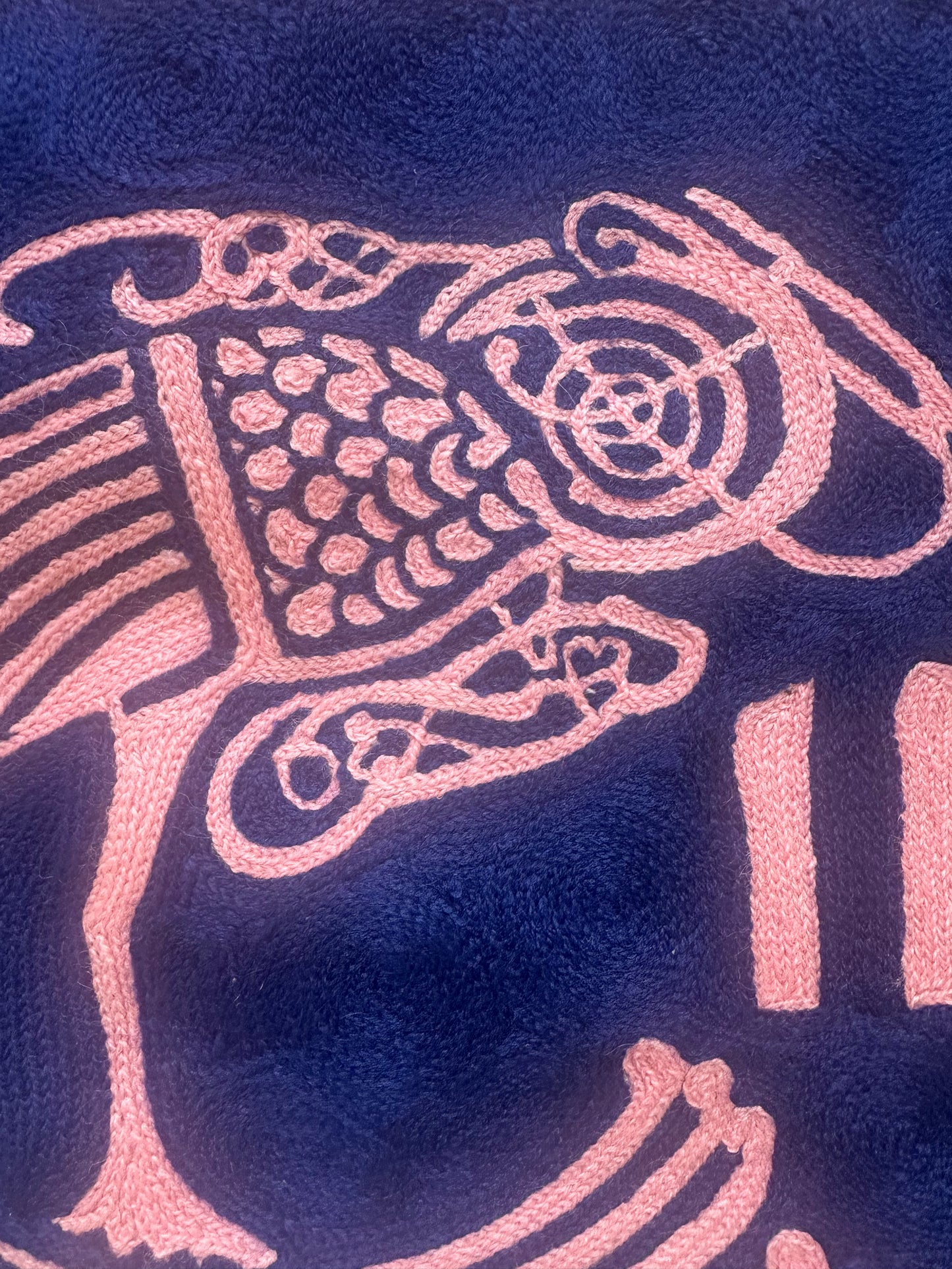 celtic plume (dark blue/pink)