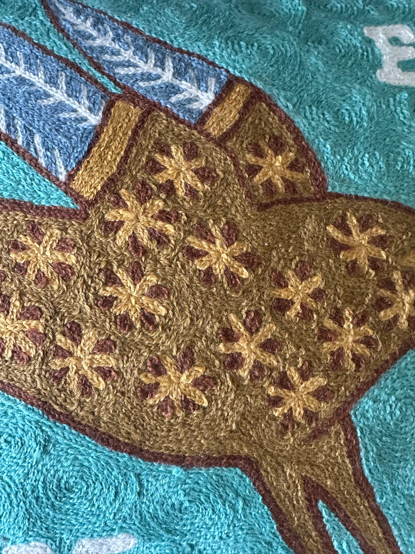 winged ox (teal)