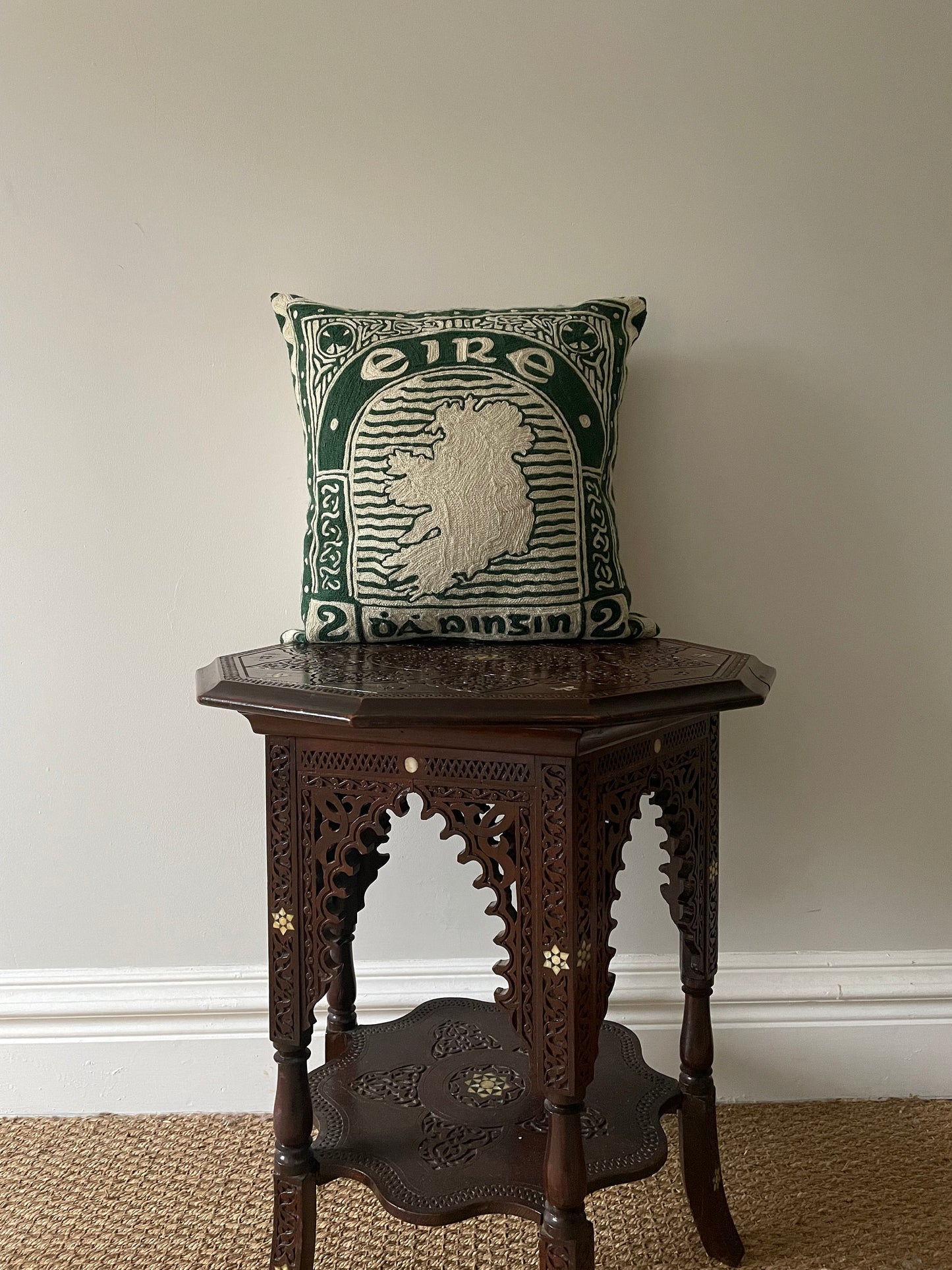 vintage style irish free state cushion cover